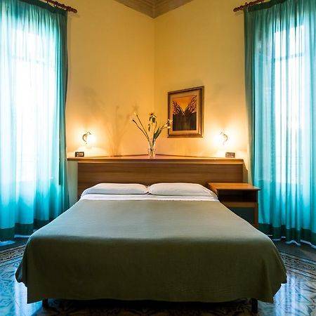 Hotel Italia Палермо Екстериор снимка
