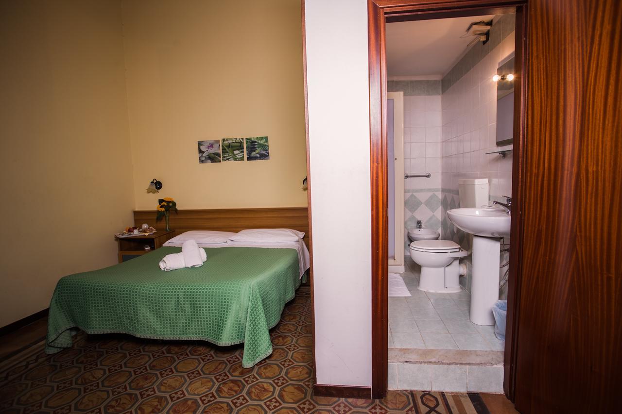 Hotel Italia Палермо Екстериор снимка