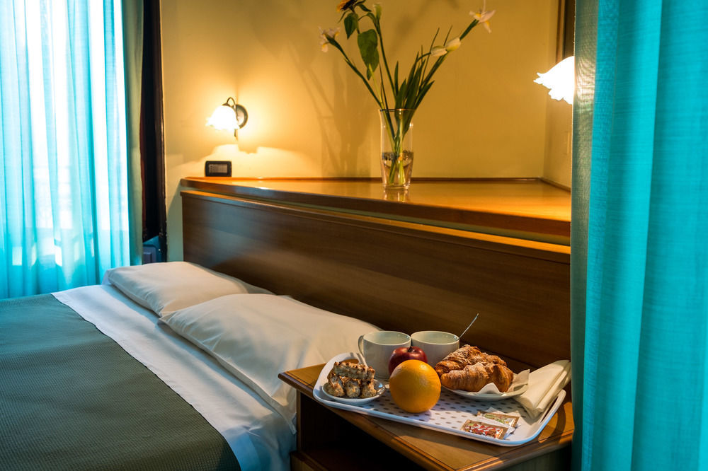 Hotel Italia Палермо Екстериор снимка
